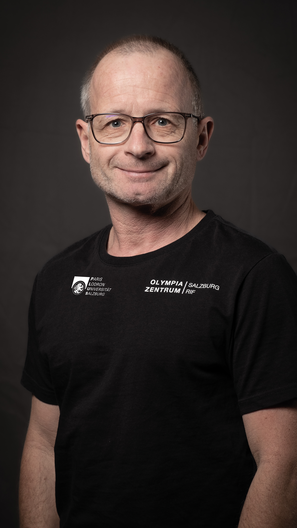 Ein Portrait von Doktor Schiefermüller
